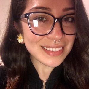 Meet your Posher, Carmen